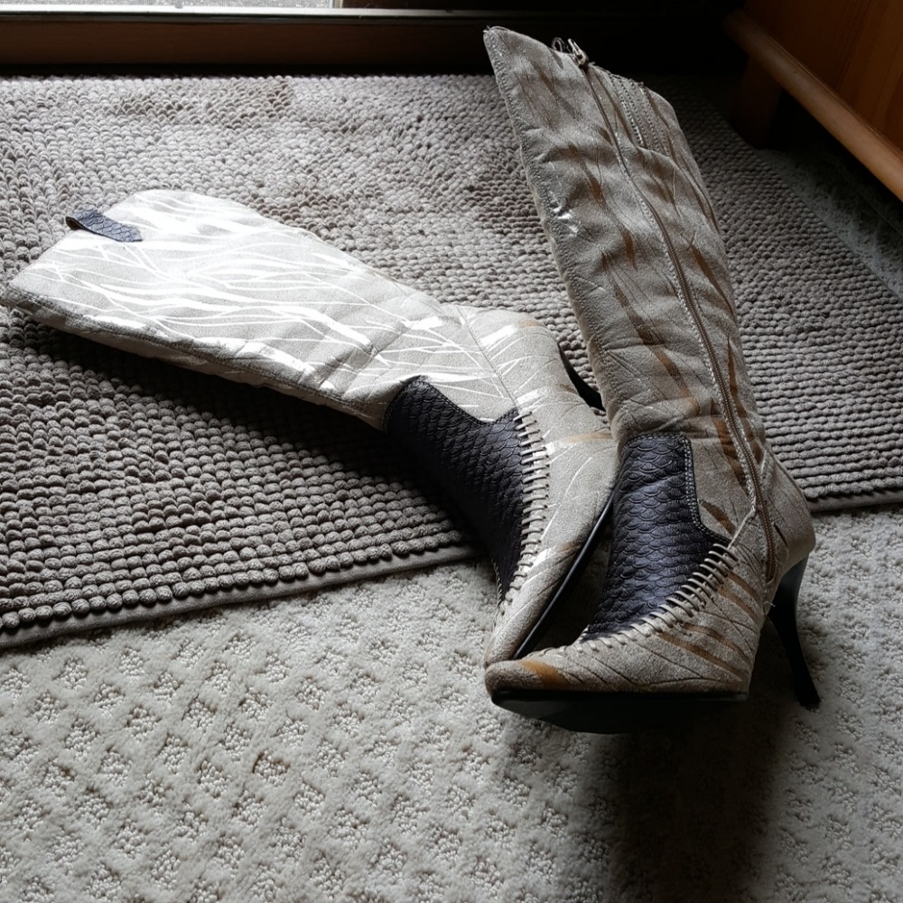 Women's Boots